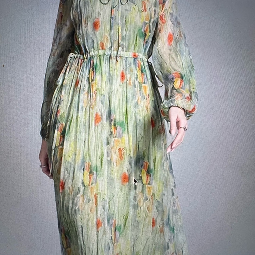 Natural 100% mulberry silk dress.
